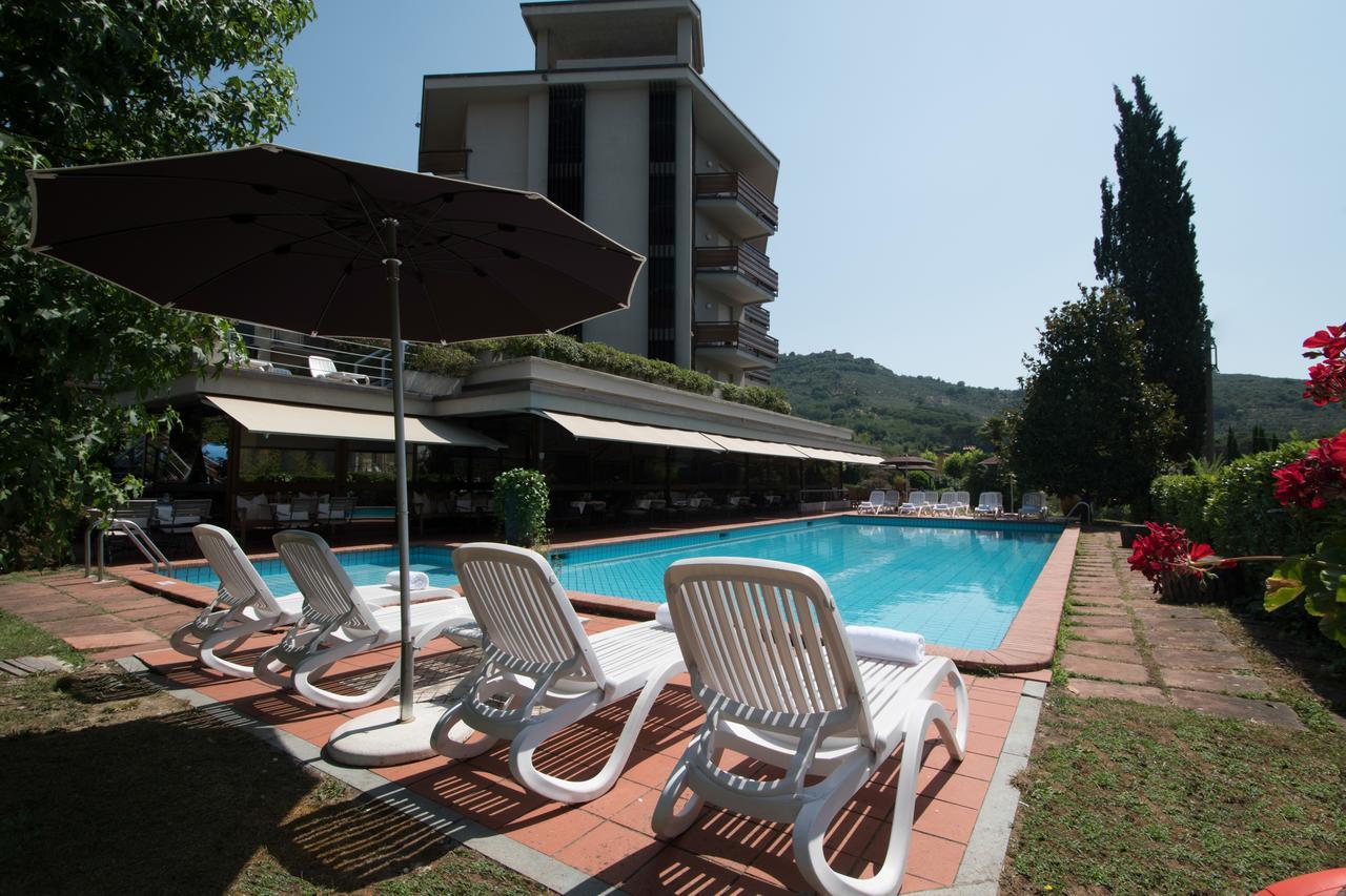 Hotel Michelangelo & Day Spa Монтекатіні-Терме Екстер'єр фото